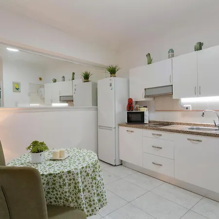 Canteras Tajinaste Apartman *